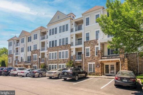 2106 Lilac Ct, Lansdale PA  19446-7611 exterior