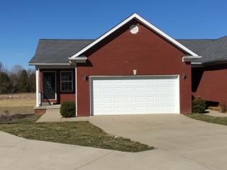 123 Twin Lakes Dr, Big Spring KY  40175-8412 exterior