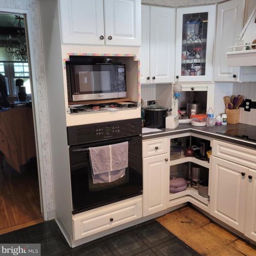 1330 Strathmann Dr, Southampton, PA 18966-4370