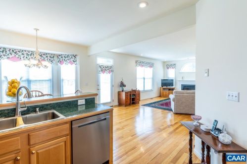 955 Fairwinds Ln, Crozet VA  22932-3147 exterior