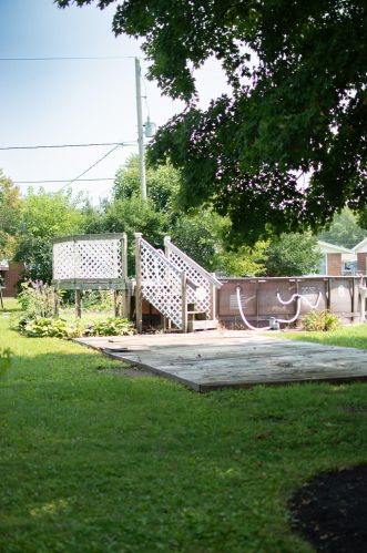 420 Lawnview Ave, Springfield OH 45505-2815 exterior