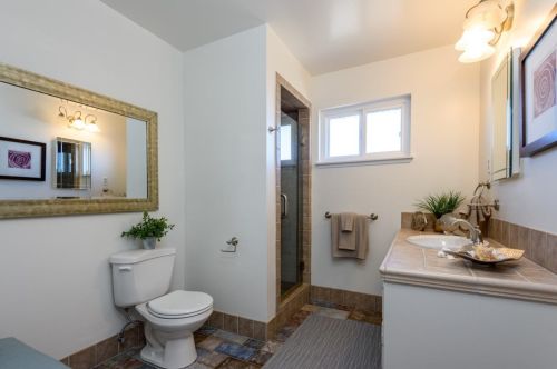 1625 Sunnyslope Ave, Belmont CA  94002-3733 exterior