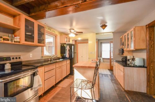 3850 Frst Inn Rd, Palmerton PA  18071-5851 exterior