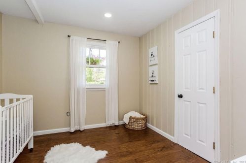 28 Talcott Rd, Glastonbury CT  06033-2919 exterior