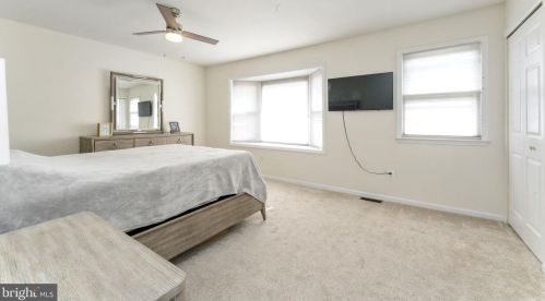 405 Franklin Ct, Collegeville PA  19426-2246 exterior