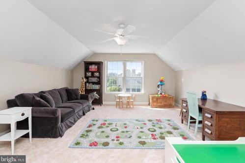 5915 Westover Dr, Navy Sup Dpt PA  17050-6871 exterior