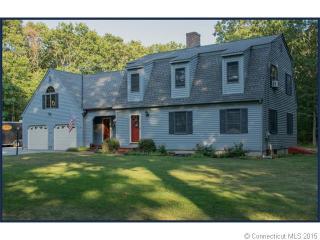 452 Squaw Rock Rd, Moosup, CT 06354-1743