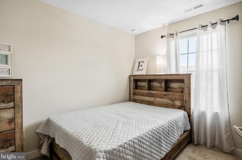 119 Nathan Dr, Riverton NJ  08077 exterior