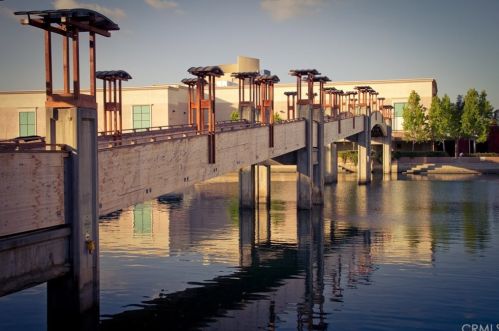 7233 Marina Pacifica Dr, Long Beach CA 90803-3899 exterior