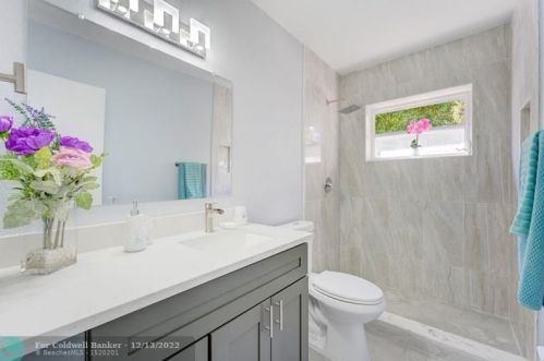 1485 1st Ct, Boynton Beach FL  33435-2609 exterior