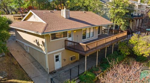 18252 Hummingbird Dr, Lake Wildwood CA  95946-9699 exterior