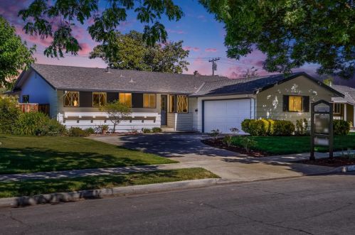 1470 Teal Dr, Sunnyvale, CA 94087-3730
