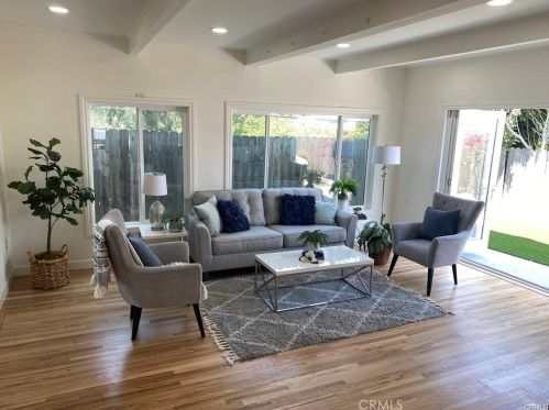 1143 23rd St, Manhattan Beach CA  90266-2927 exterior