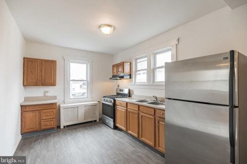 15 Lehigh Ave, Gloucester NJ  08030-1304 exterior