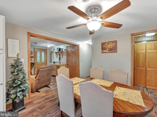 20 King St, Primrose PA  exterior