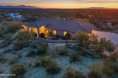 11910 Camino Del Desierto, Tucson, AZ 85747-9338