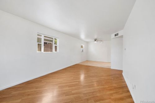 881 Victor St, Denver CO 80011-6548 exterior