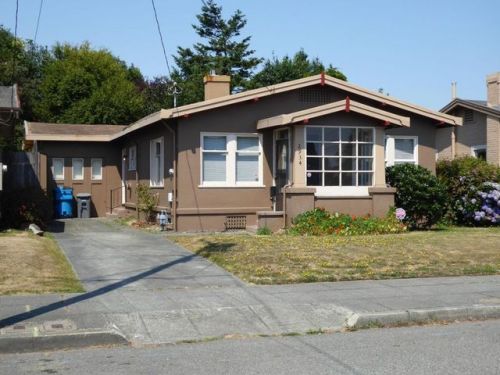 2934 G St, Eureka, CA 95501-4438