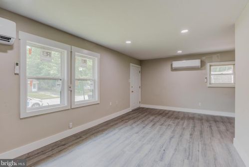 231 President Dr, Dover DE  19901-5223 exterior