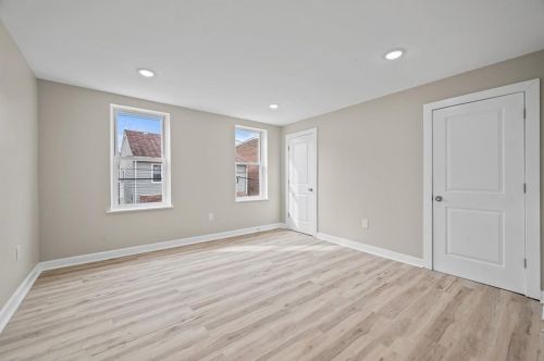 139 42nd St, Pittsburgh PA  15201-3136 exterior