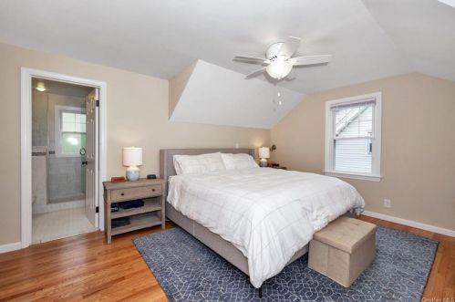 945 Webster Ave, New Rochelle NY  10804-3536 exterior