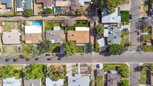 4133 35th St, Phoenix AZ  85018-4703 exterior