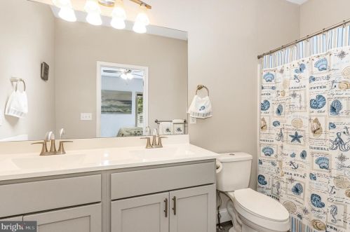 301 Harrisburg Pike, Siddonsburg PA  17019-1328 exterior