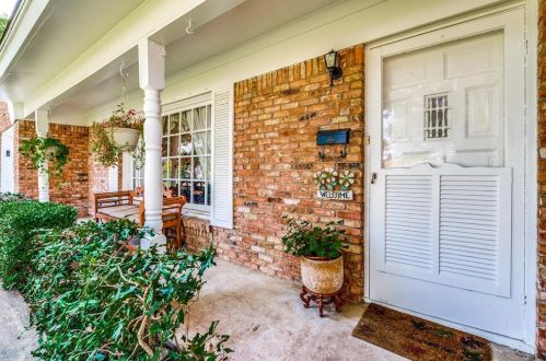 5613 Wedgmont Cir, Fort Worth, TX 76133-2801