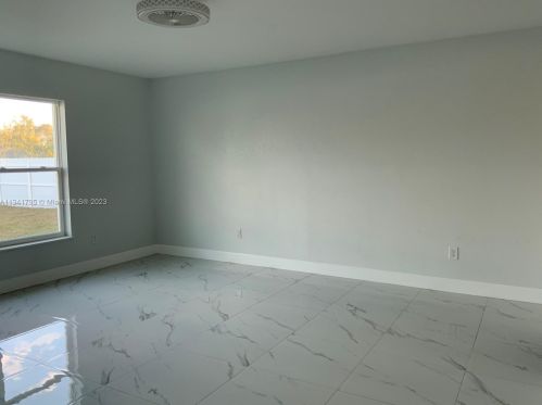 410 Lotus Ave, Sebring FL  33872-3321 exterior