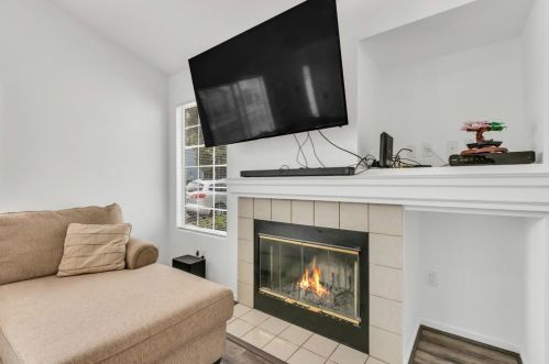 8970 Vista Campo Way, Elk Grove CA  95758-6266 exterior