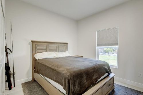 3065 5th Pl, Cape Coral FL  33904-3412 exterior