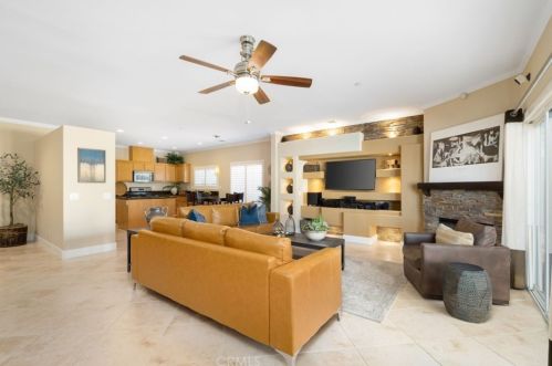828 Mira Grande, Palm Springs CA  92262-1209 exterior