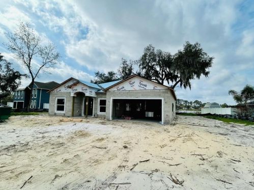 2425 India Blvd, Deltona, FL 32738-6733