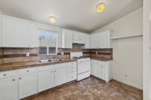 2950 El Noble Ave, Oroville, CA 95966-6014