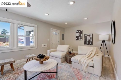 2851 82nd Ave, Oakland CA  94605-3510 exterior