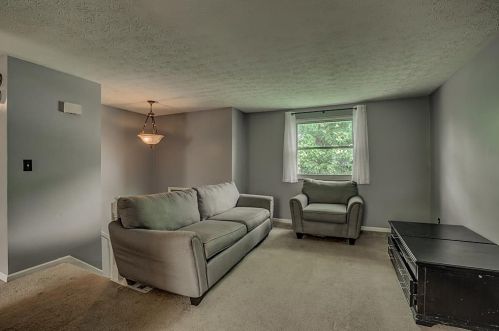 3334 Tallwood Ct, Covington KY  41018-2829 exterior