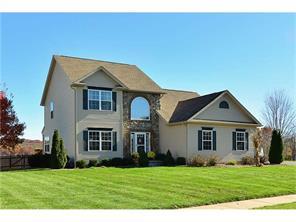 201 Windham Ln, Seven Fields, PA 16046-2205