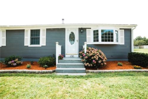 178 Richard Dr, Tiverton, RI 02878-3735