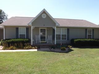 218 Deerfield Ln, Pulaski, TN 38478-9717