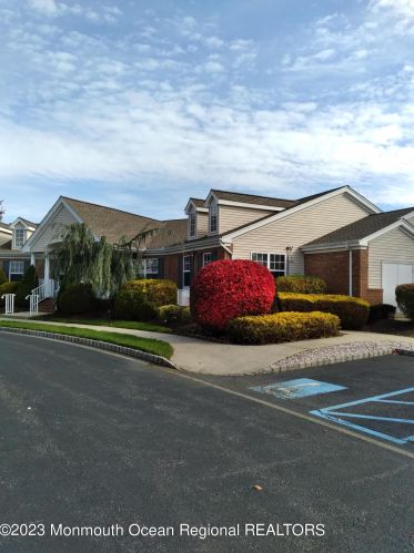 139 Wordsworth Rd, Bricktown NJ  08724-0729 exterior