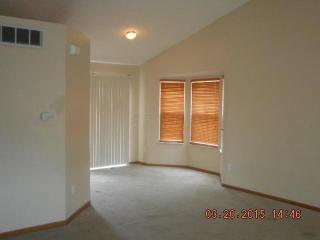 3993 Dunne Dr, Columbus, OH 43207-7215