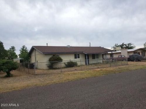 310 Martha Ln, Sierra Vista, AZ 85635-8487