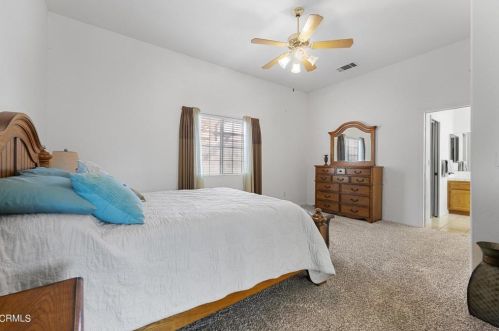 408 Calle Manzana, Bakersfield CA 93314-4247 exterior