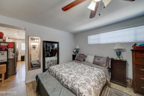 7830 17 Ave, Phoenix AZ 85023-2569 exterior