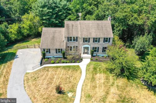 239 Hawkes Ct, Hockessin DE  19707-1351 exterior