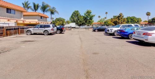 577 Oxford St, Chula Vista CA  91911-2711 exterior