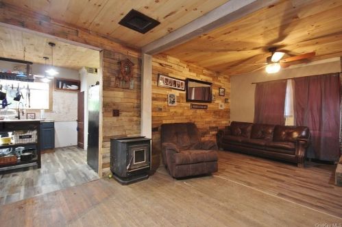 350 Old Post Rd, Marlborough NY  12542-6540 exterior