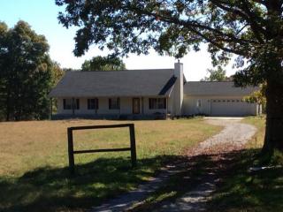 1396 Simmons Rd, Pikeville, TN 37367-6807