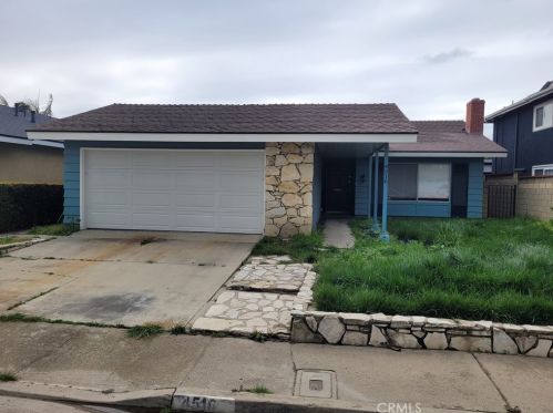 4516 Guava Ave, Seal Beach, CA 90740-2940