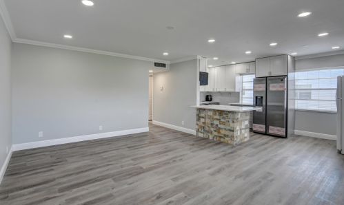 523 Normandy K, Delray Beach FL  33484-4824 exterior